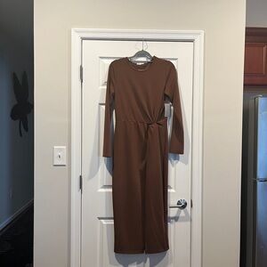 Melloday  dress color brown Maxi long sleeves modest split in the front  Size M